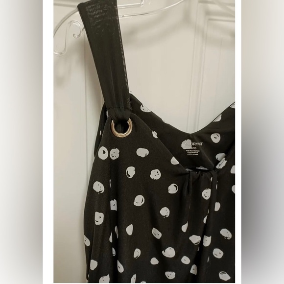 Lane Bryant NWT top - Picture 5 of 5